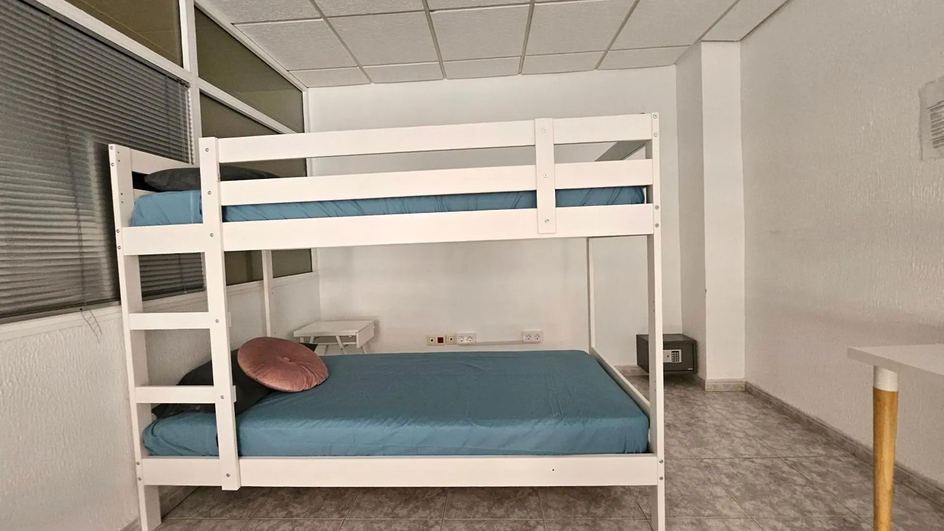 Hostal Albergue Corralejo Coliving By Amazzzing Travel