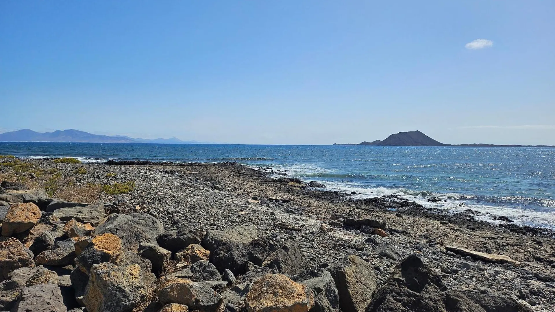 Hostal Albergue Corralejo Coliving By Amazzzing Travel