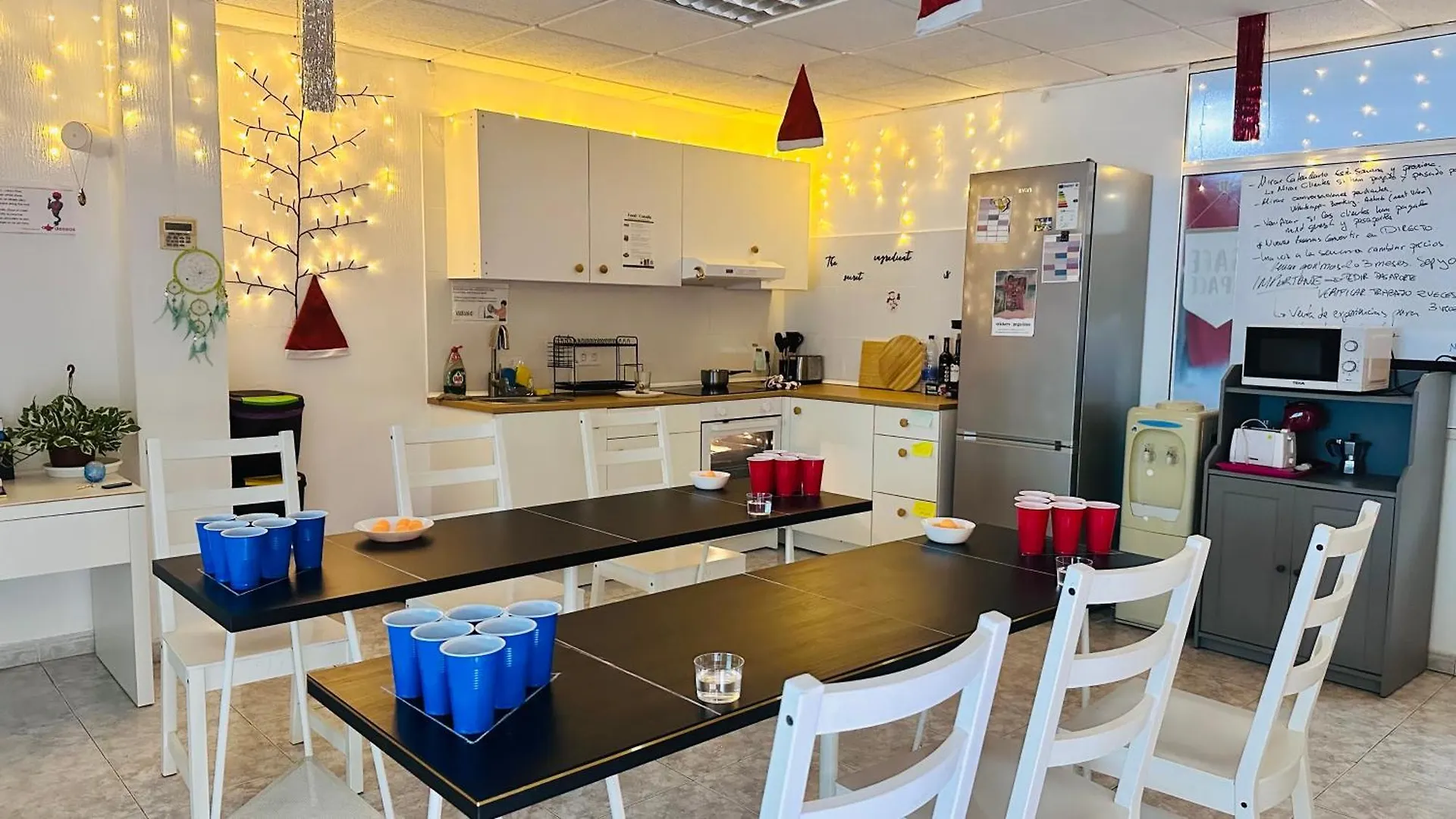 Albergue Corralejo Coliving By Amazzzing Travel Hostal