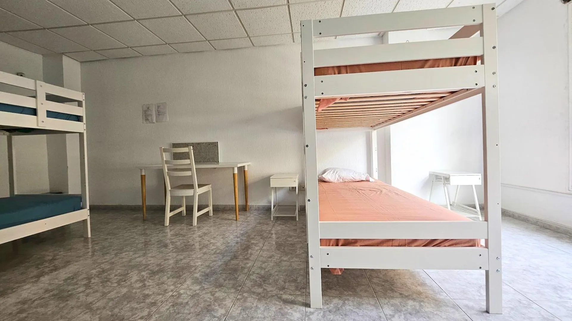 Albergue Corralejo Coliving By Amazzzing Travel Hostal