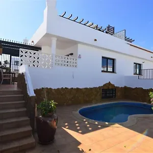 Coco Surfhouse - Coworking Coliving Pensión