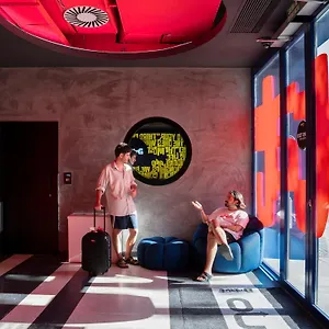 Amistat , Barcelona España