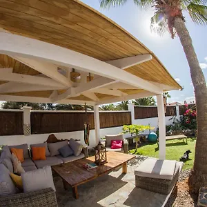 Surfhouse Pensión