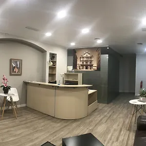 https://alojamientos-iruna.biarritzhotels.info