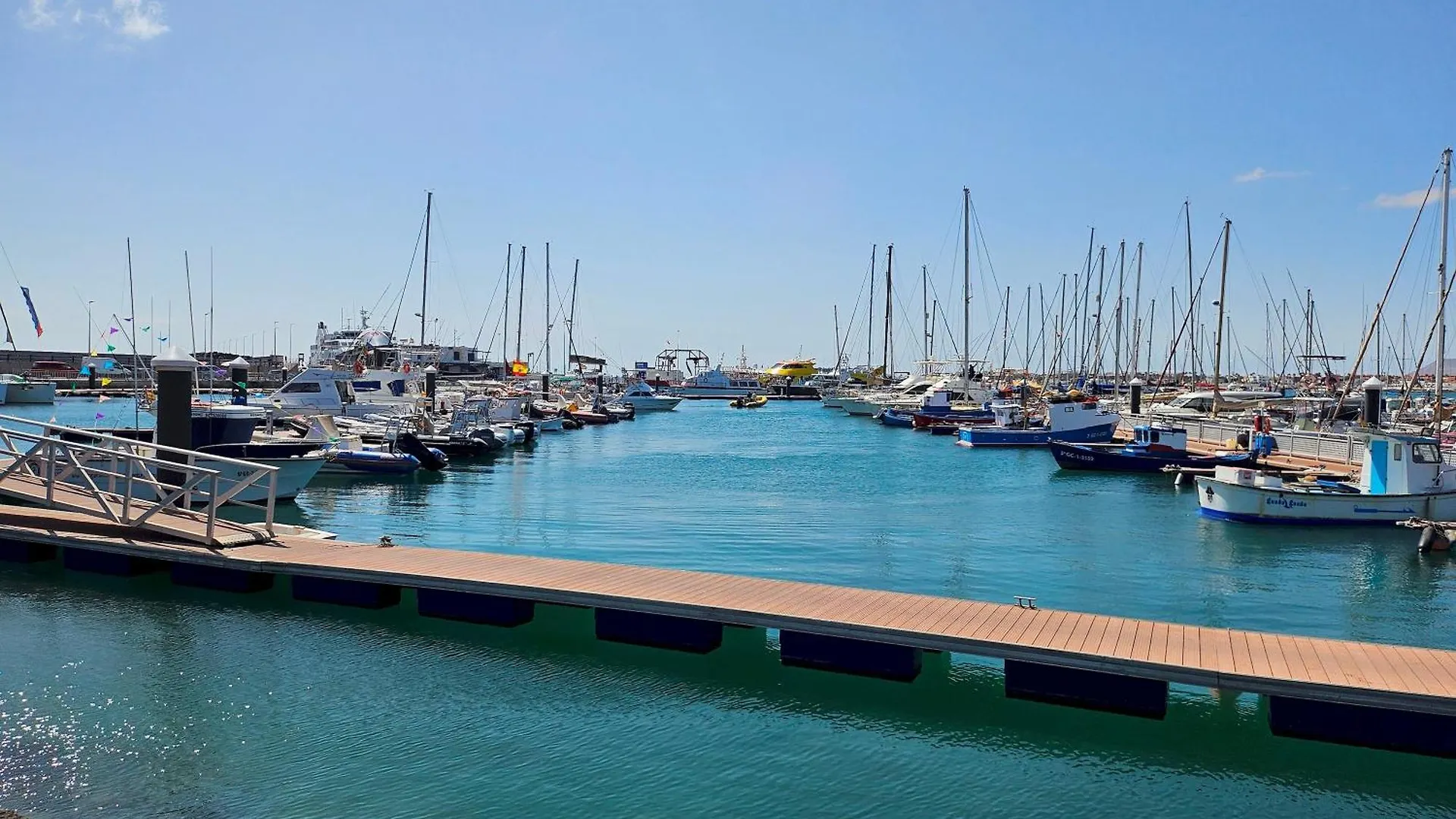 Ostello Corralejo Coliving By Amazzzing Travel